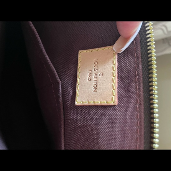 Louis Vuitton Turenne PM - Picture 5 of 7